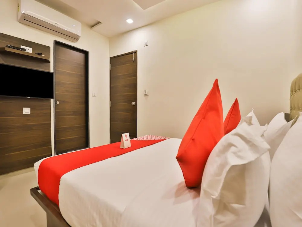Ахмедабад: OYO 11922 Hotel Sunstar Inn