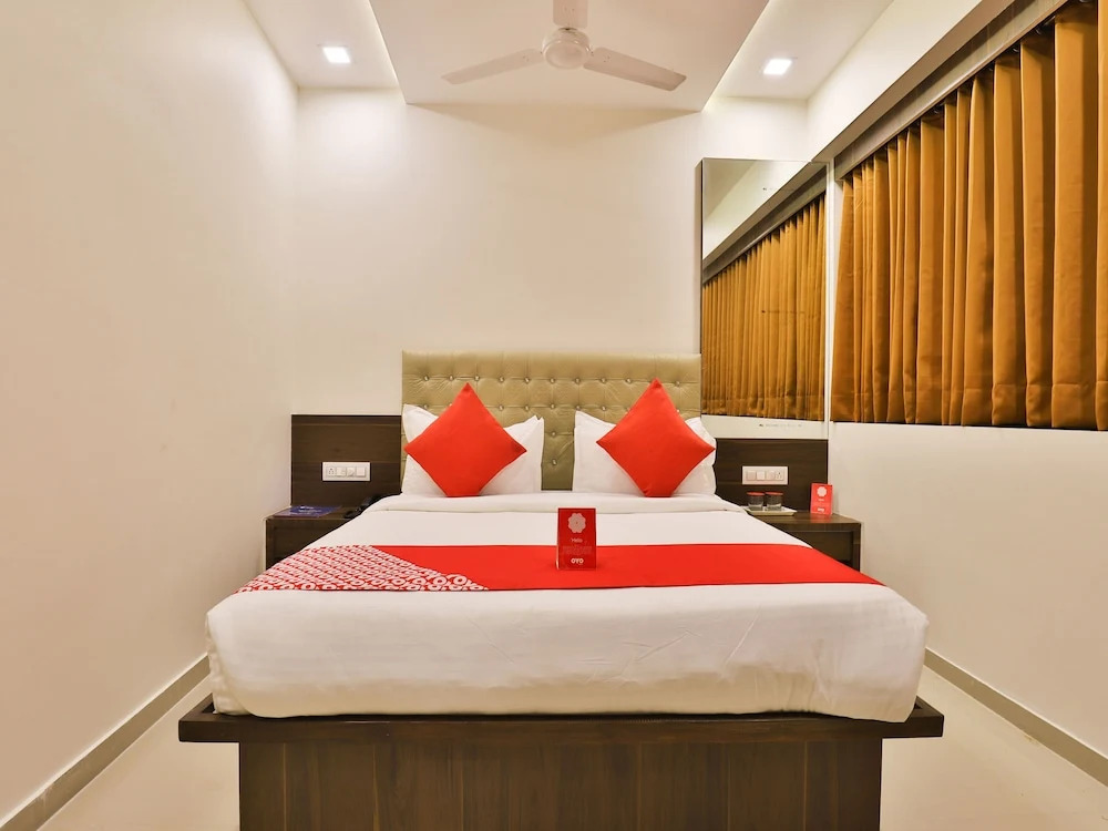 Ахмедабад: OYO 11922 Hotel Sunstar Inn