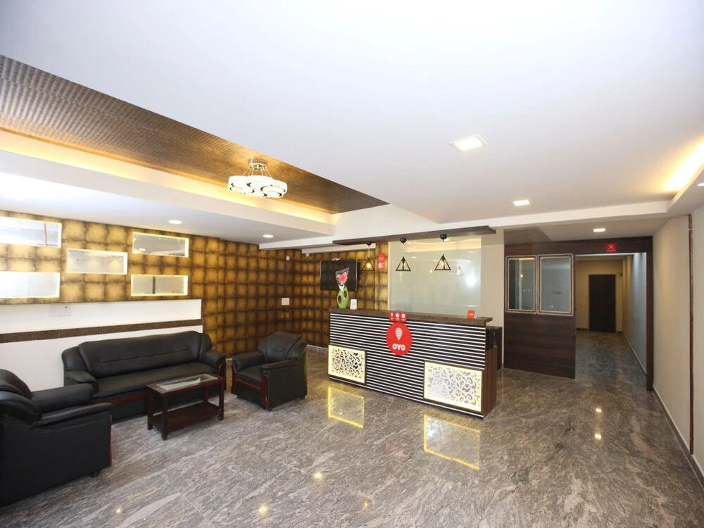 Ченнаи: Capital O 14043 Hotel Star Holiday
