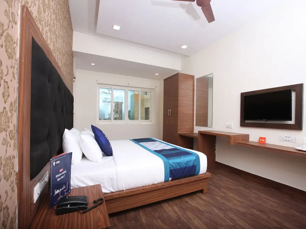 Ченнаи: Capital O 14043 Hotel Star Holiday