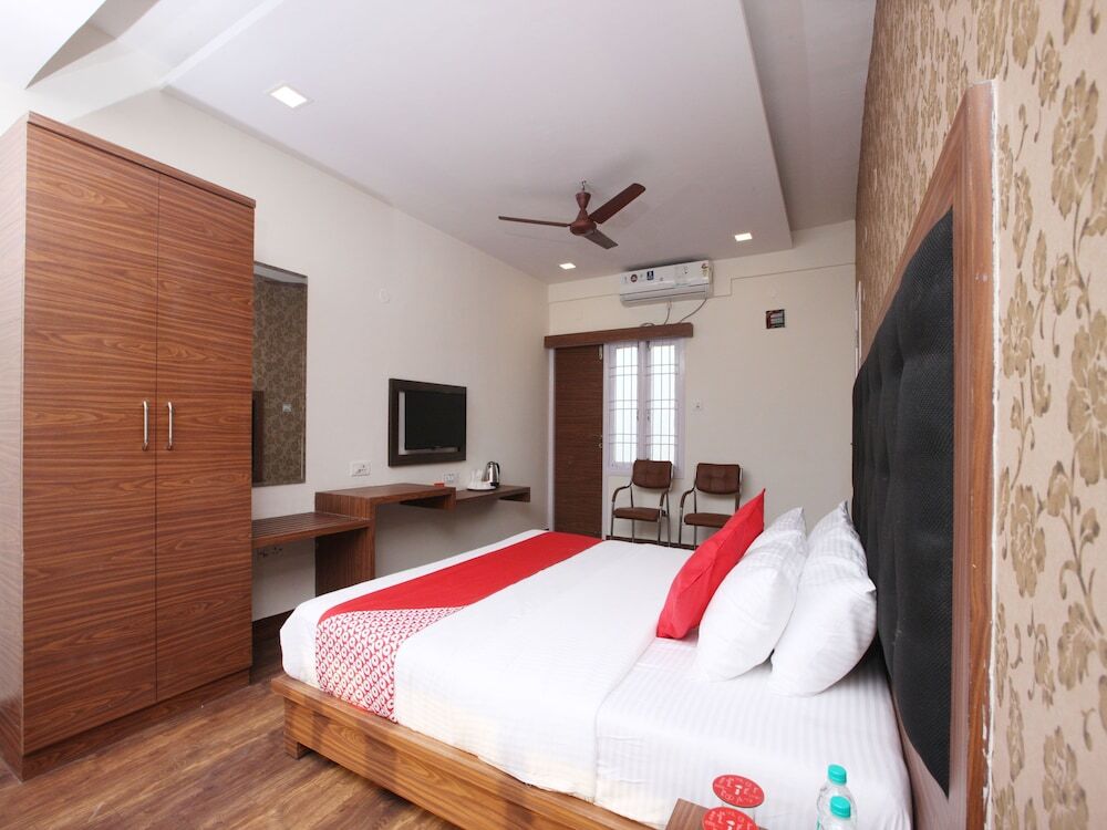 Ченнаи: Capital O 14043 Hotel Star Holiday