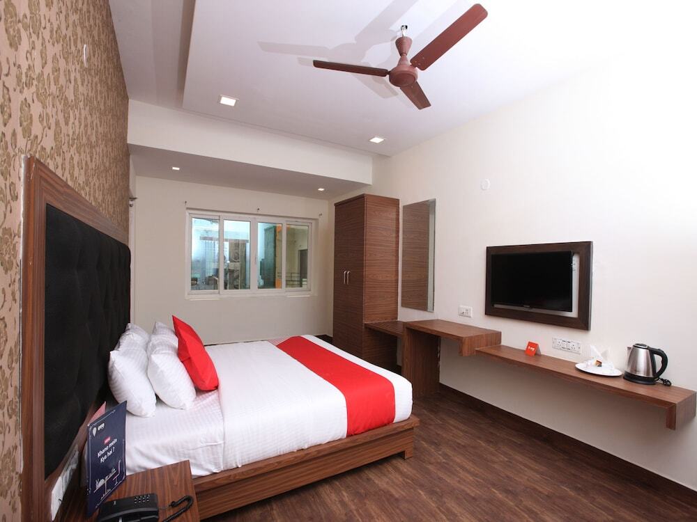 Ченнаи: Capital O 14043 Hotel Star Holiday