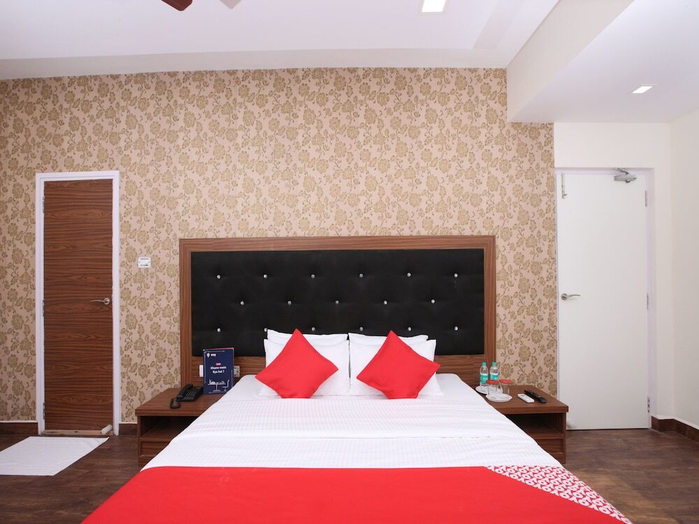 Ченнаи: Capital O 14043 Hotel Star Holiday