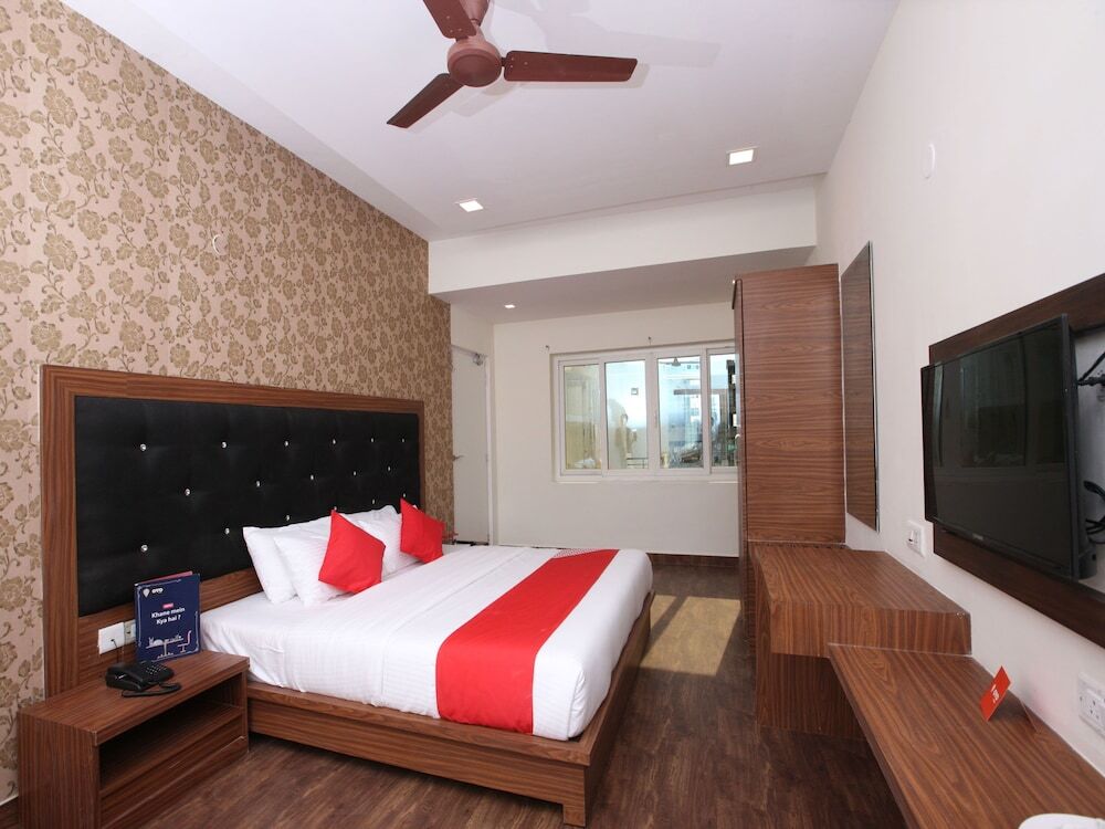 Ченнаи: Capital O 14043 Hotel Star Holiday