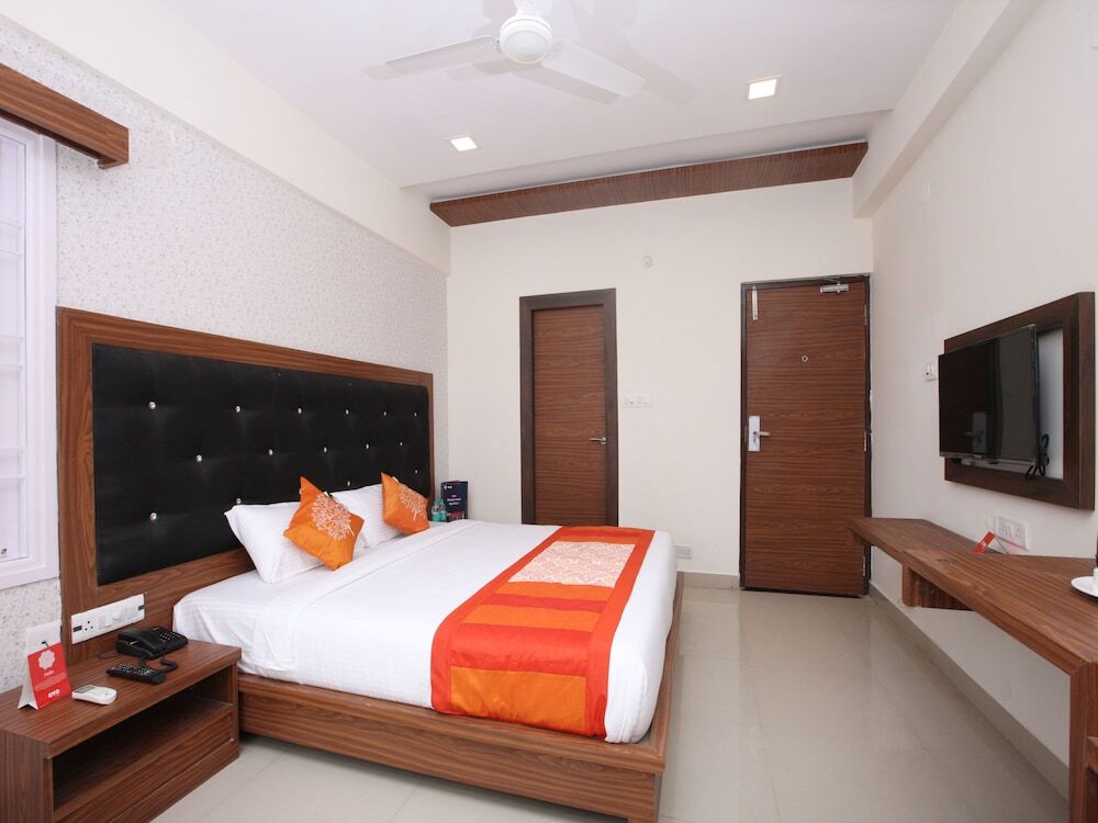 Ченнаи: Capital O 14043 Hotel Star Holiday