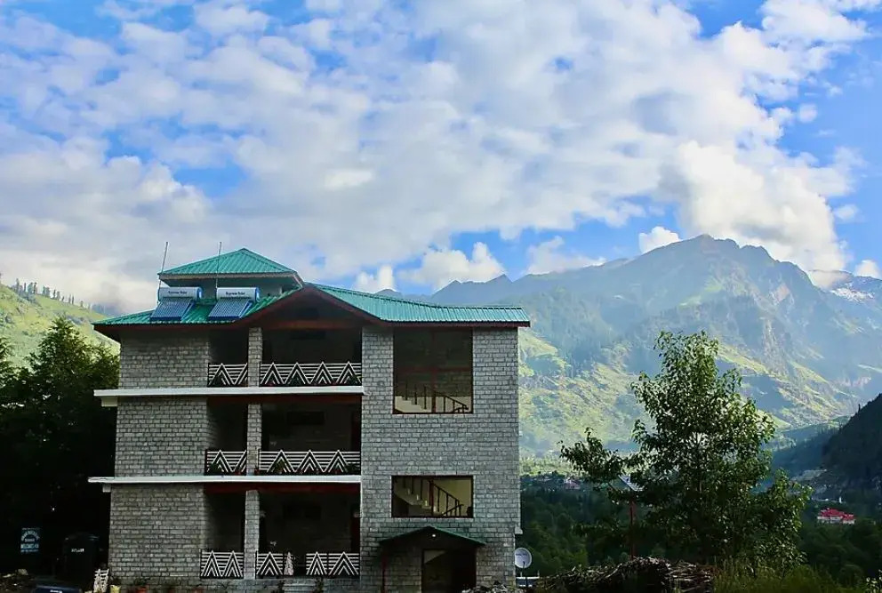 Манали: Leela Cottages | Mountain-facing Rooms