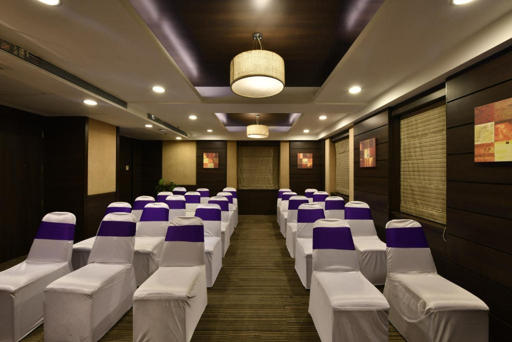 Мумбаи: Hotel Leafio Marigold-Near Airport