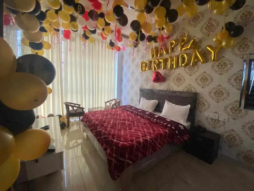 Зиракпур: Hotel Hollywood - Family Hotel