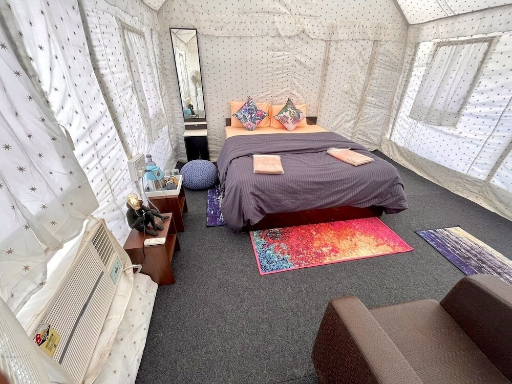Мохан Чатти: Antrix Resorts & Retreat