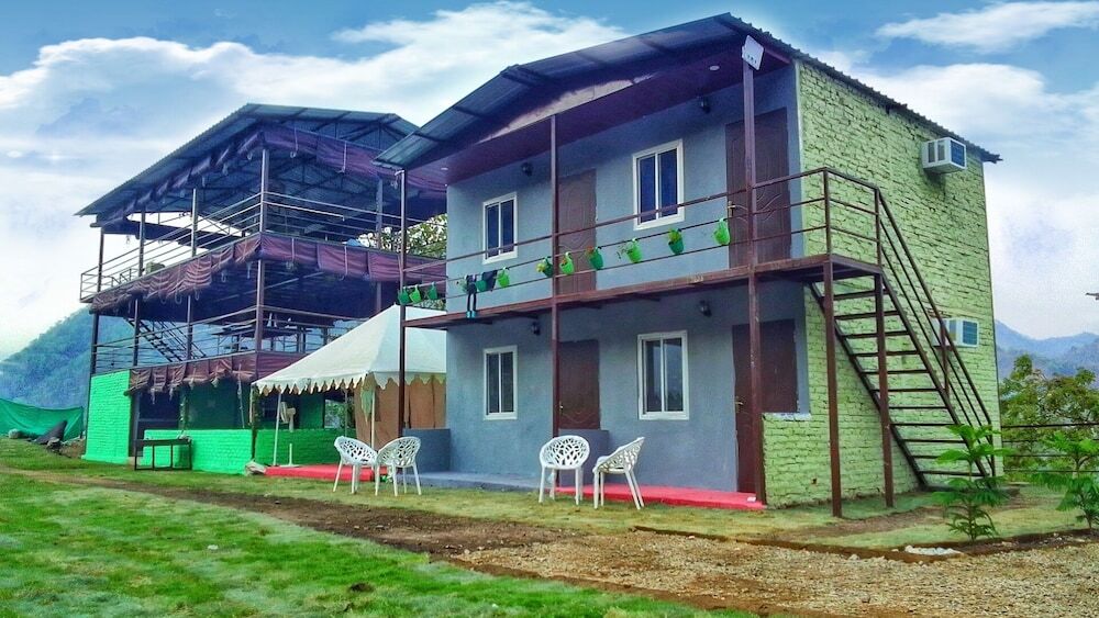 Мохан Чатти: Antrix Resorts & Retreat