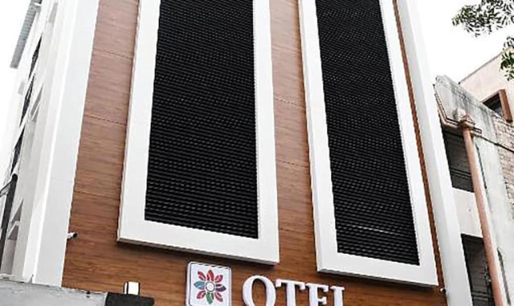 Нагпур: Fabhotel Otel