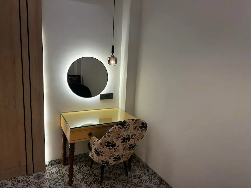 Айодхья: Hotel The Raghavas'