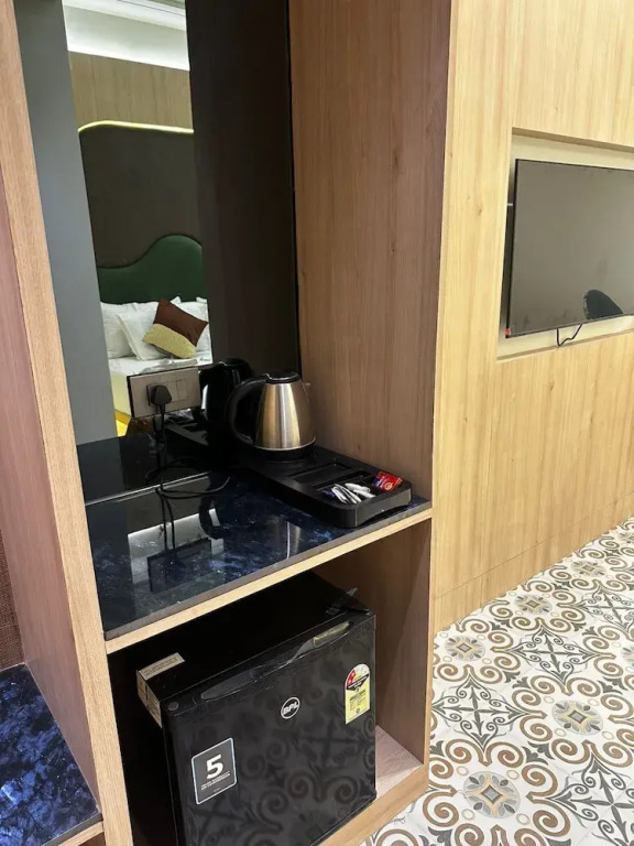 Айодхья: Hotel The Raghavas'
