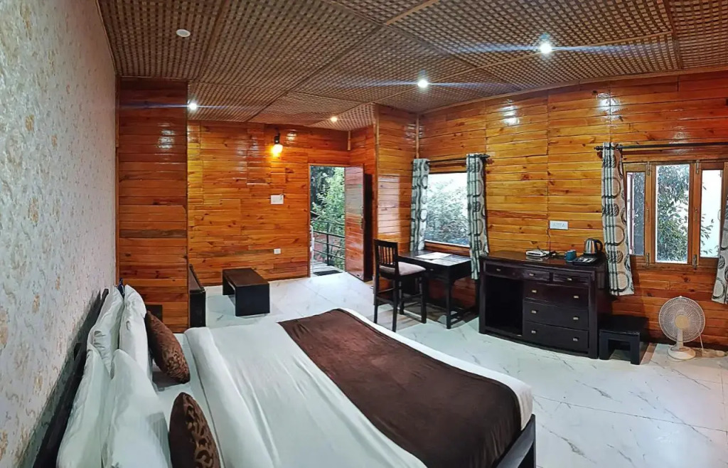 Чамба: Aaroham by Aamod Dalhousie Luxury Cottage Resort