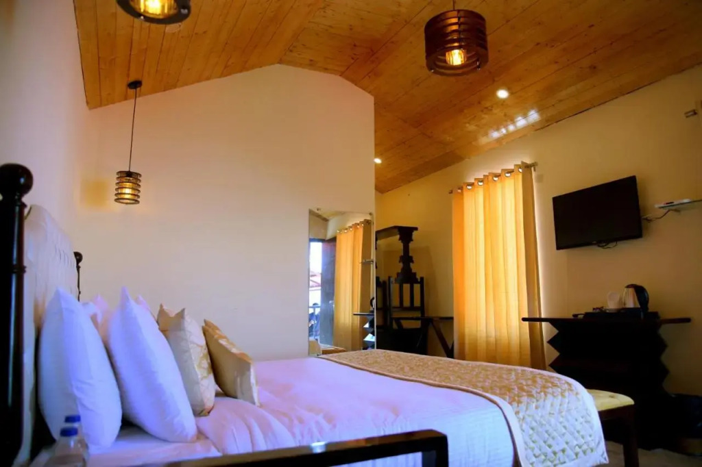 Чамба: Aaroham by Aamod Dalhousie Luxury Cottage Resort