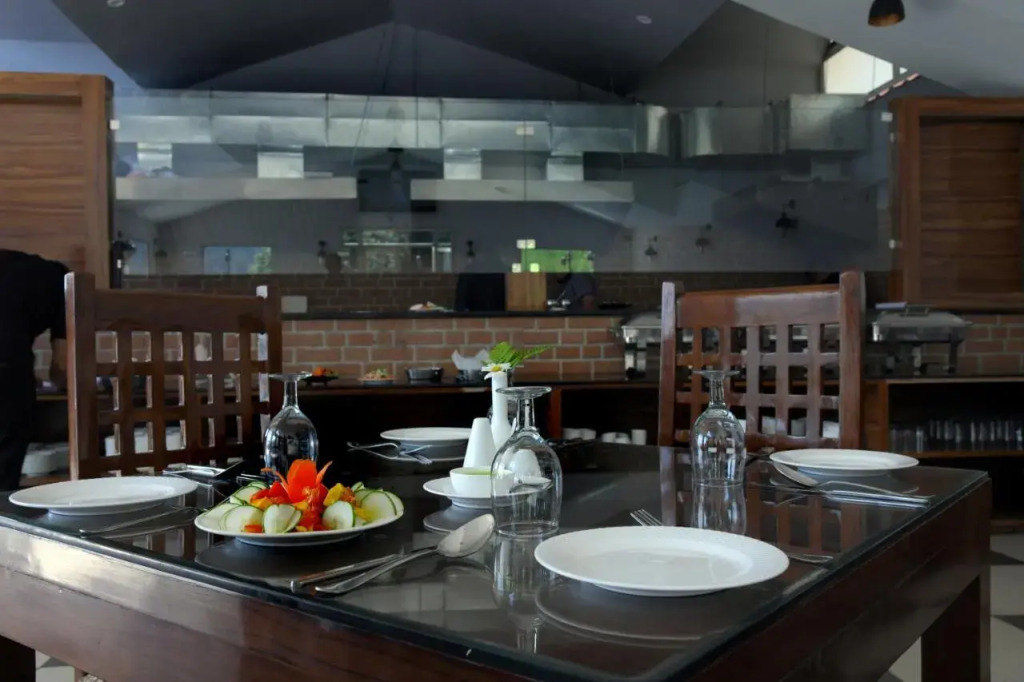Чамба: Aaroham by Aamod Dalhousie Luxury Cottage Resort