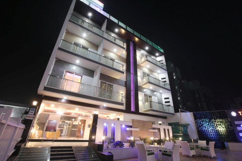 Большая Нойда: Kusum house