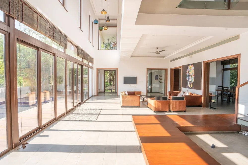 Ковелонг: Truliv Villa LAGUNA