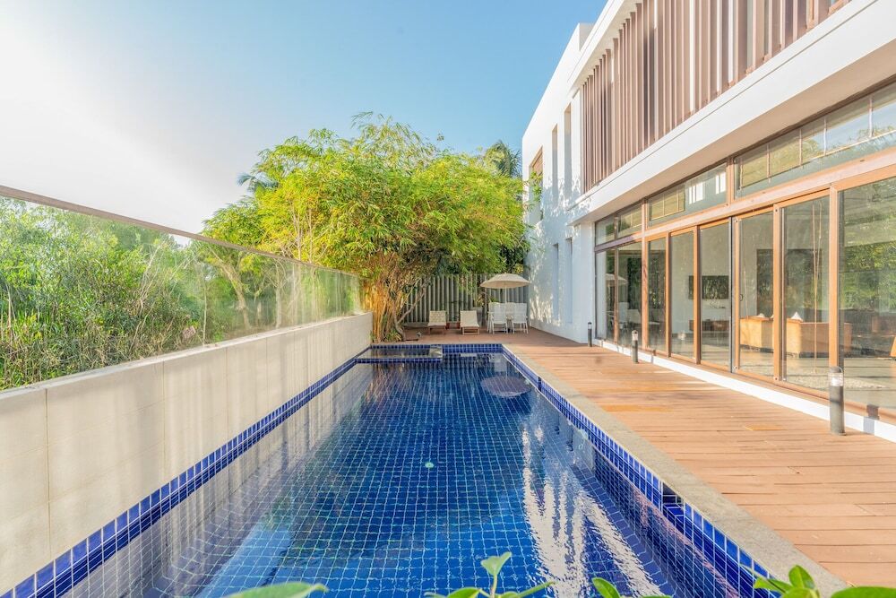 Ковелонг: Truliv Villa LAGUNA
