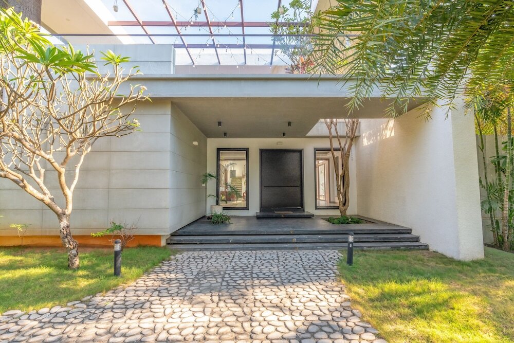 Ковелонг: Truliv Villa LAGUNA