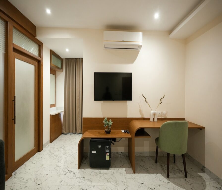 Асансол: Hotel The Avoir Asansol