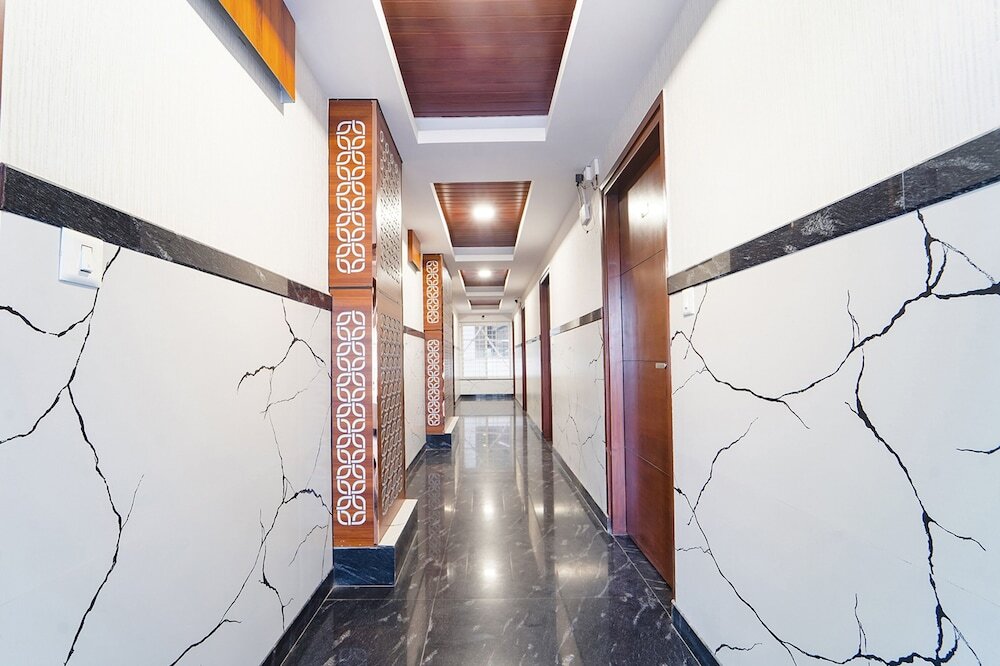 Бангалор: FabHotel Elegant I
