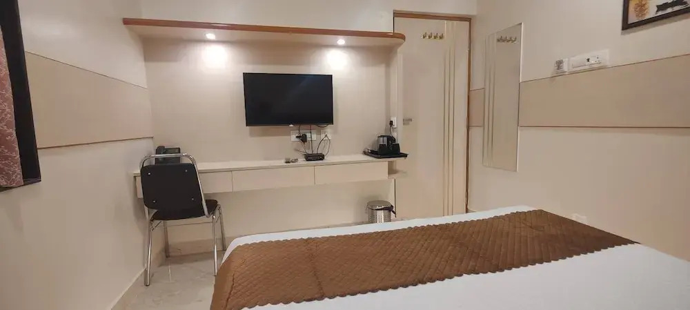 Ченнаи: Nandhavanam A Business Class Residency
