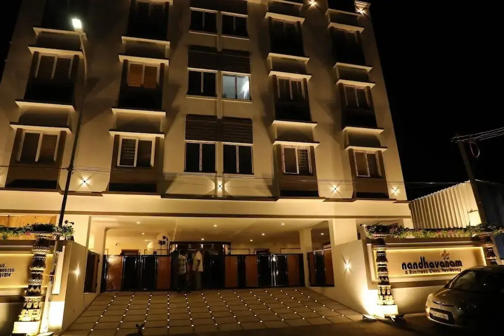 Ченнаи: Nandhavanam A Business Class Residency