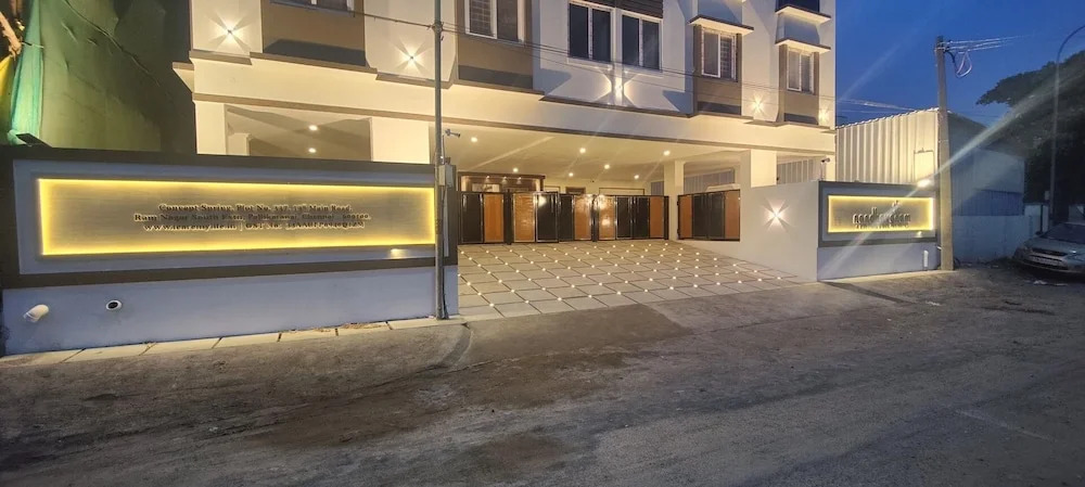 Ченнаи: Nandhavanam A Business Class Residency