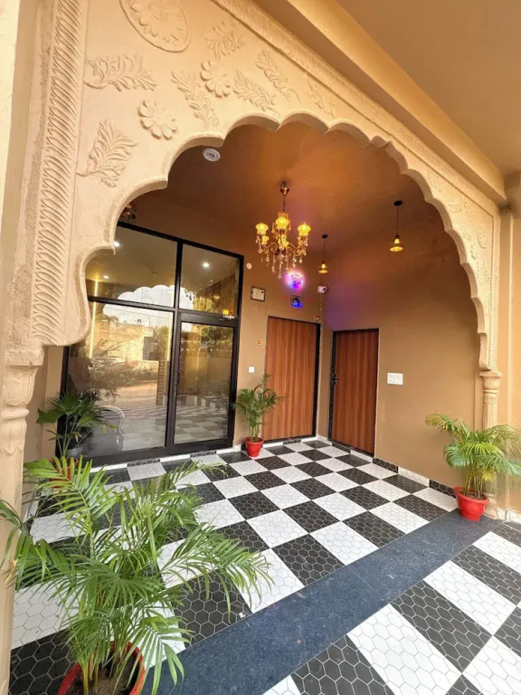 Джайпур: Jay Ambey Palace