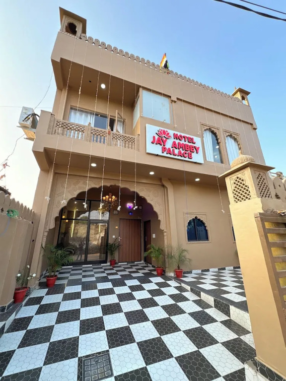 Джайпур: Jay Ambey Palace