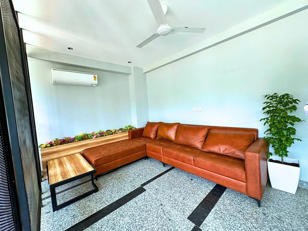 Гуруграм: Lime Tree Hotel Sector 51 Gurgaon