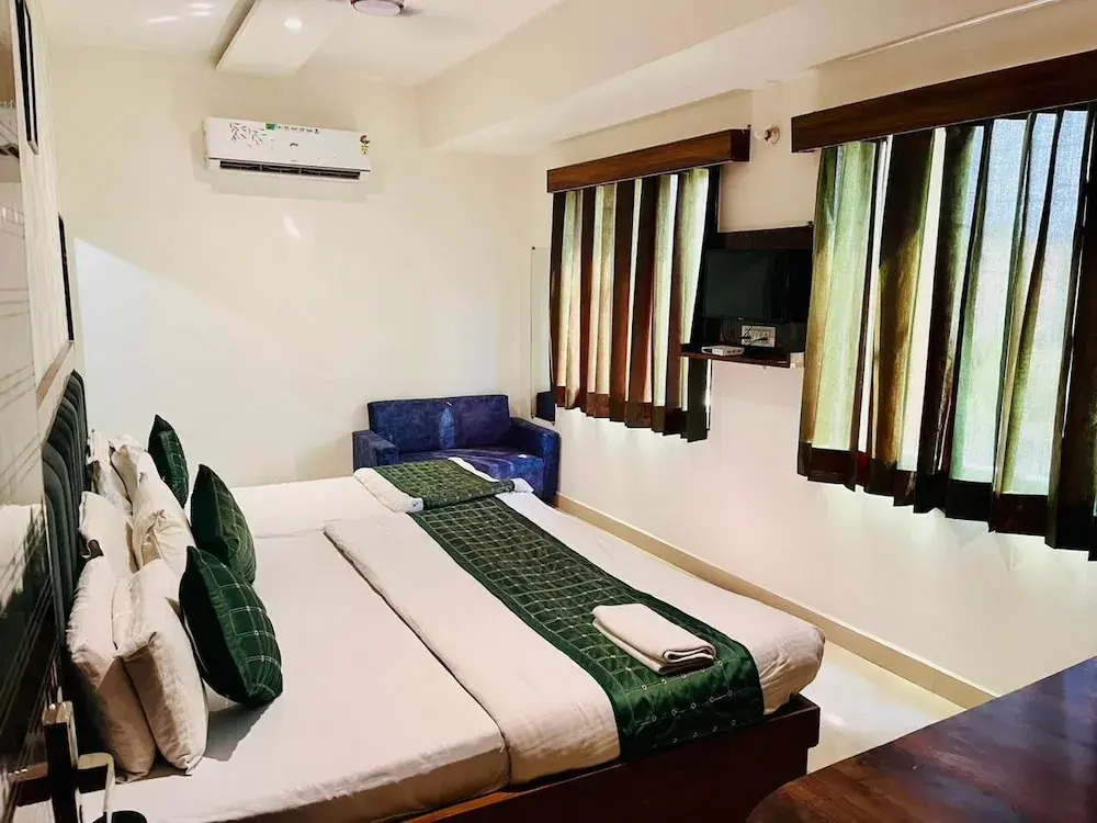 Вриндаван: Hotel Harikripa Dham