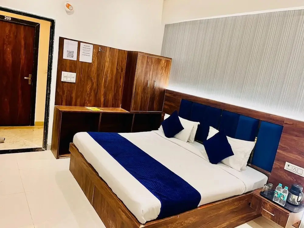 Вриндаван: Hotel Harikripa Dham