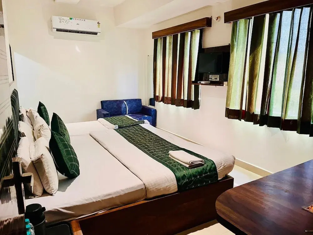 Вриндаван: Hotel Harikripa Dham