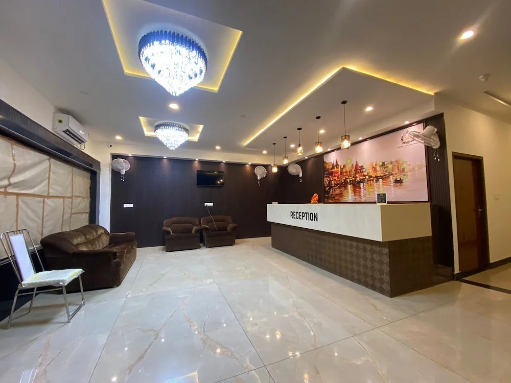 Варанаси: Hotel Varuna Grand