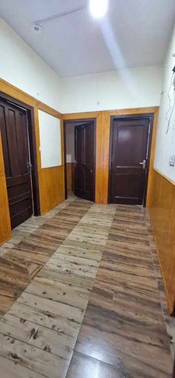 Шимла: White Villa