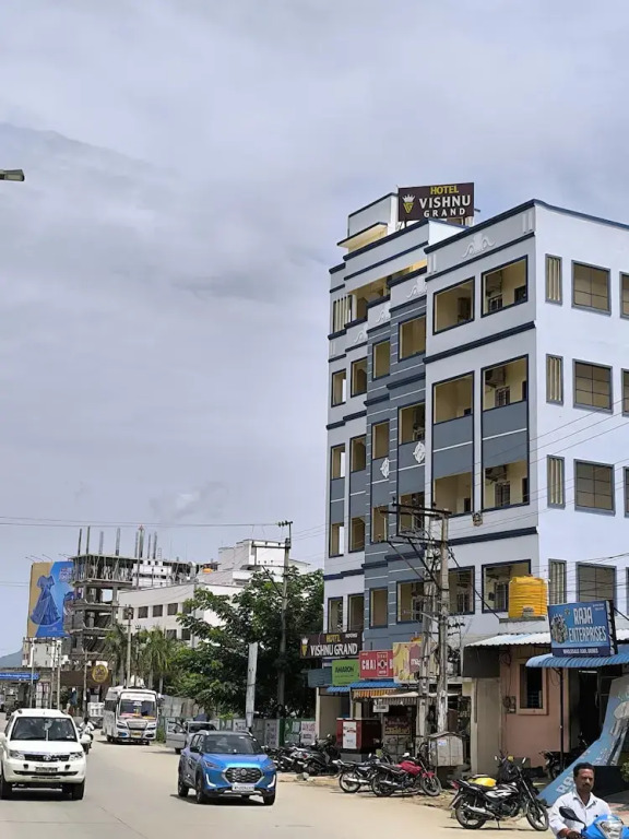 Тирупати: Hotel Vishnu Grand