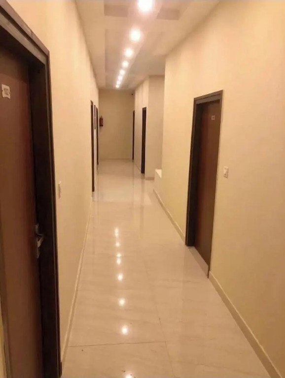 Раксол: Hotel Dharam Mukti