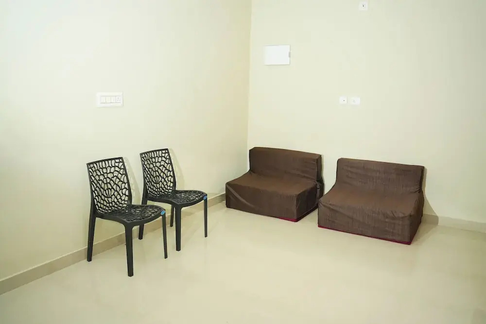 Султан-Батери: GMR Suites