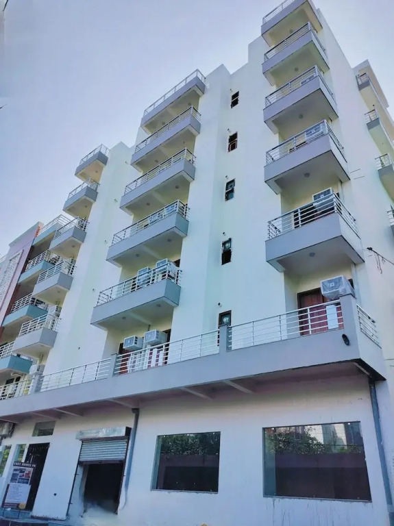 Нойда: Xact Homes