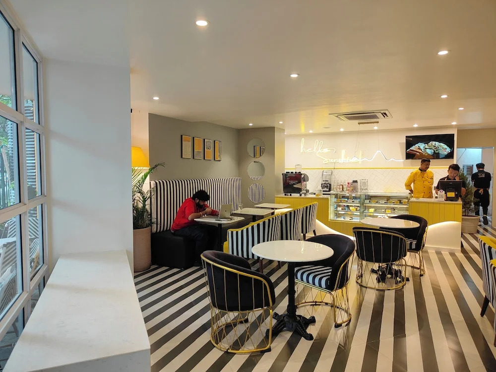 Бангалор: Astra Hotels & Suites - Koramangala