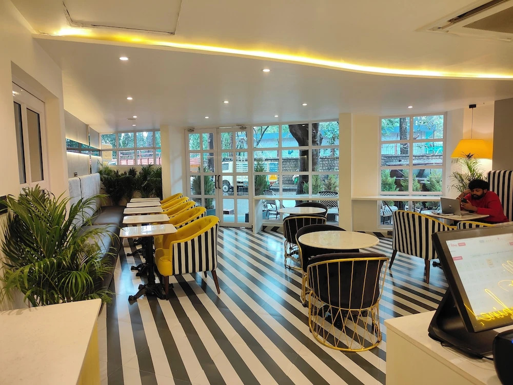 Бангалор: Astra Hotels & Suites - Koramangala