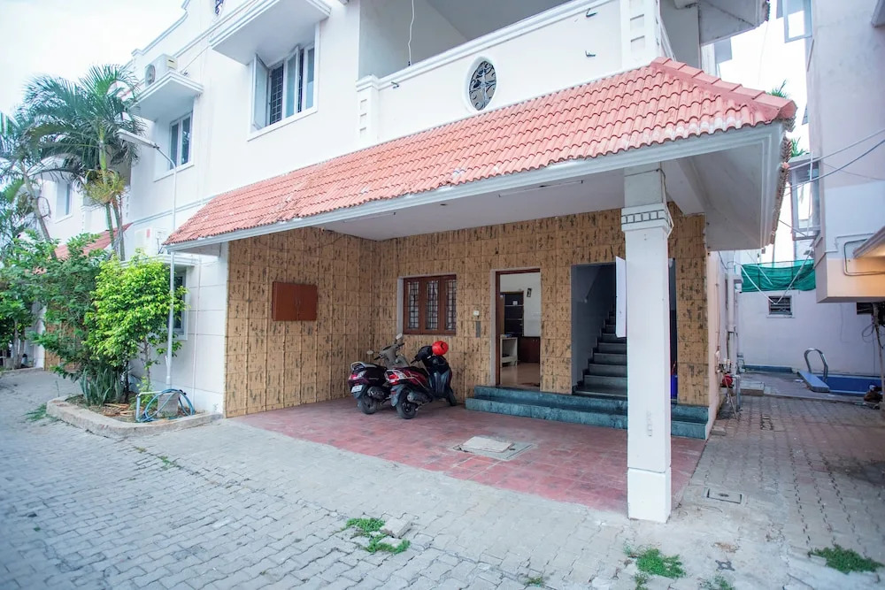 Ченнаи: Stayz Inn La-Villa Pallikaranai