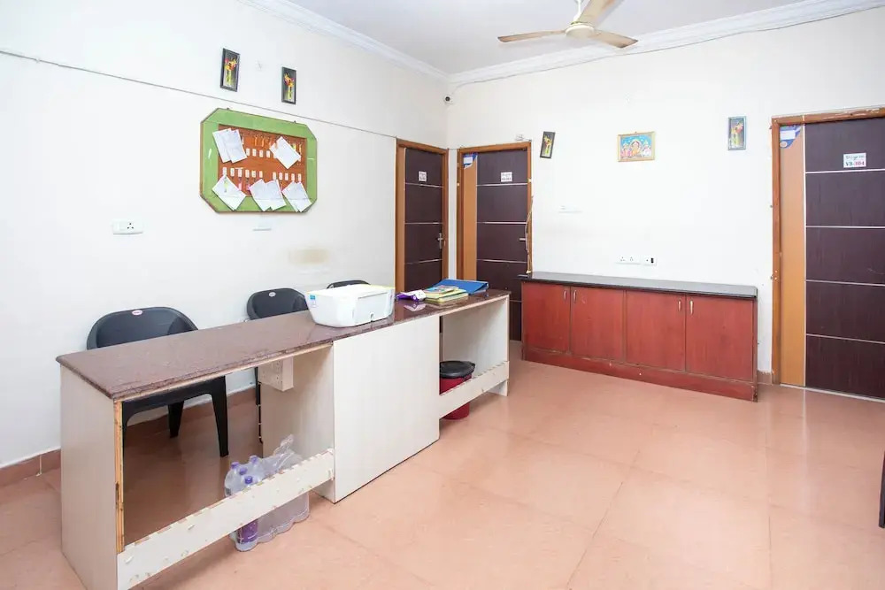 Ченнаи: Stayz Inn La-Villa Pallikaranai