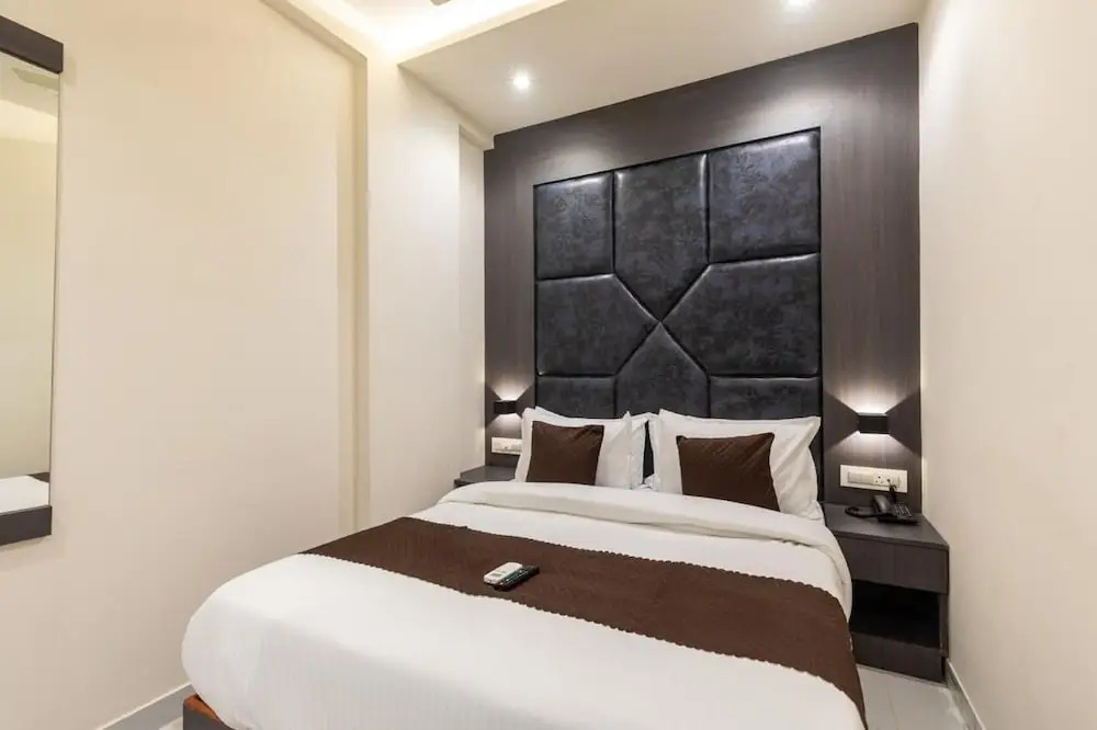 Мумбаи: Hotel Artilla Borivali