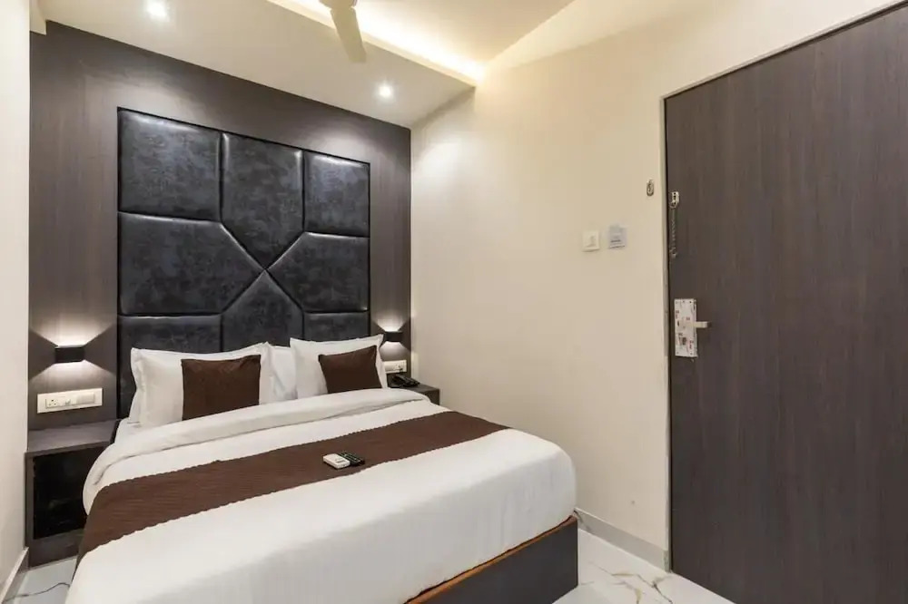 Мумбаи: Hotel Artilla Borivali
