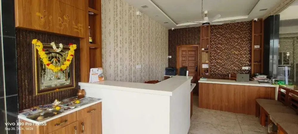 Бангалор: Sgr Luxury Homes