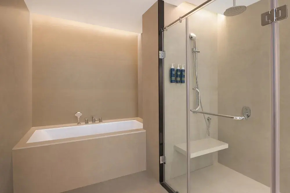 Нашик: Four Points by Sheraton Nashik