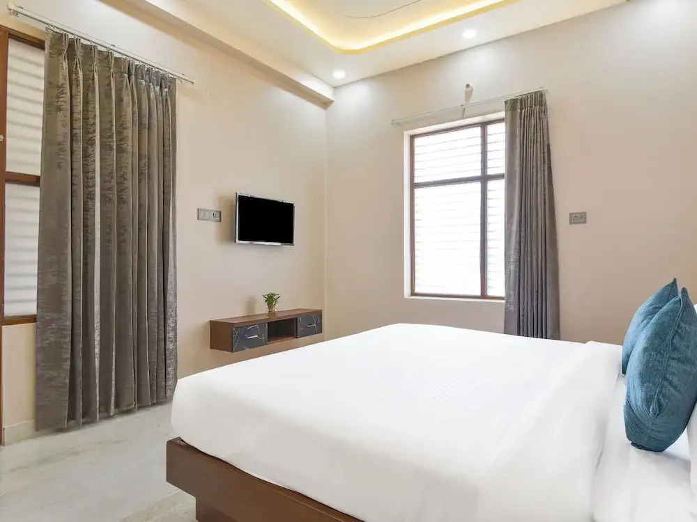 Гуруграм: Hotel Bilaspur Pride